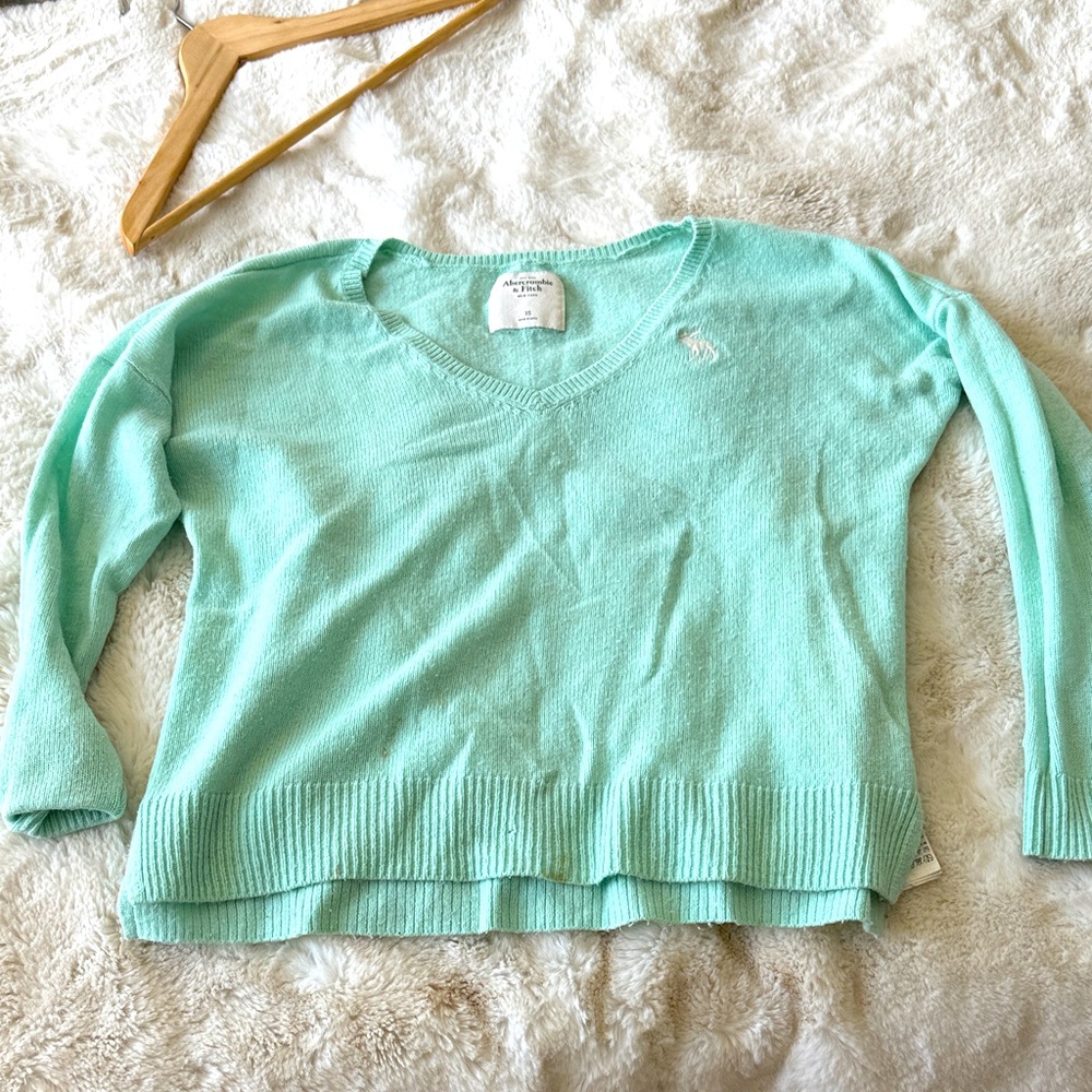 Abercrombie & Fitch Light Green V-Neck Sweater
